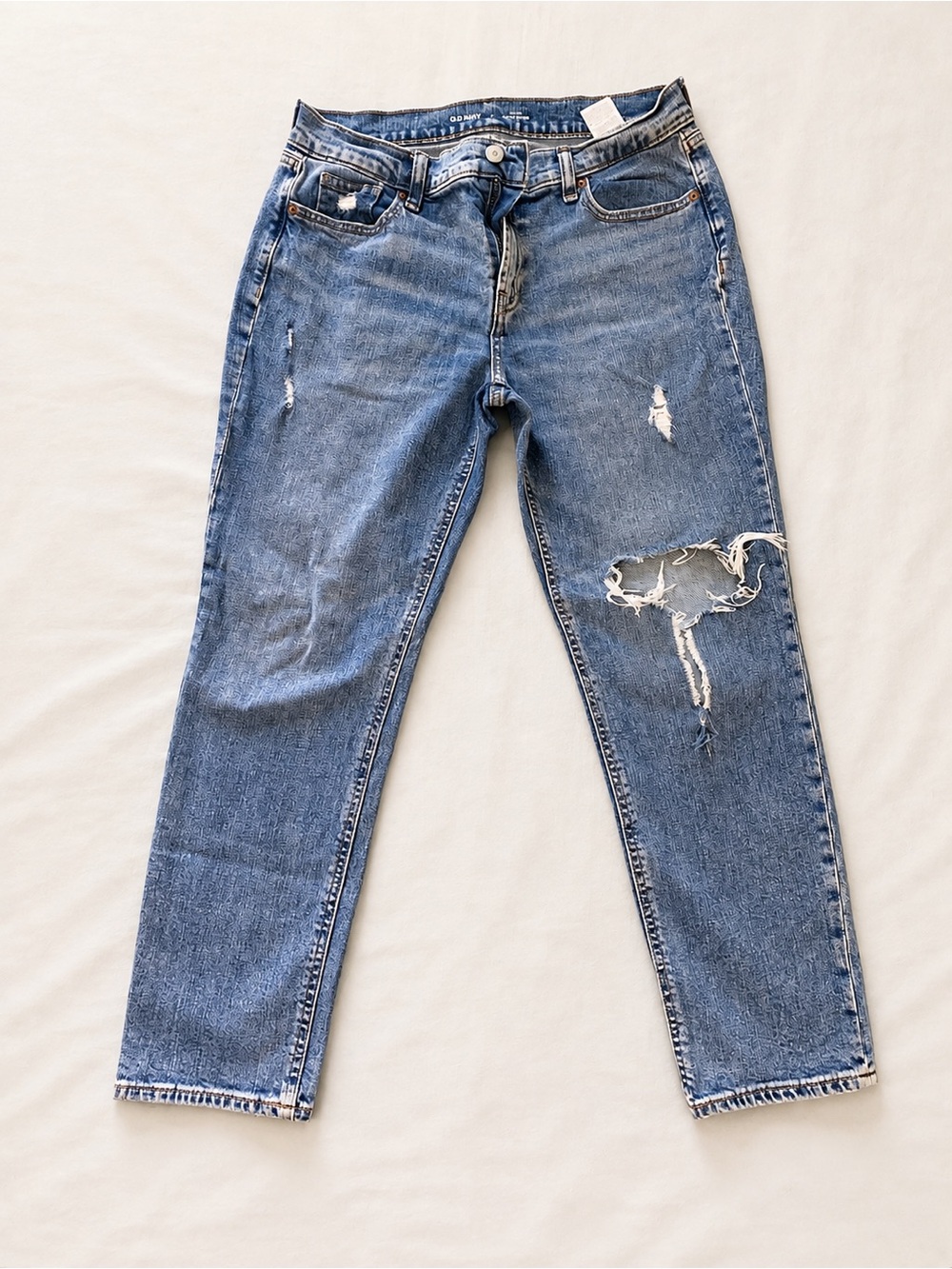 Old Navy Mid-Rise Boyfriend Distressed Ripped Jeans Size 6